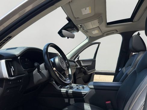 Used 2024 MAZDA CX-90 Plug-In Hybrid w/ Preferred AWD/4WD image 9