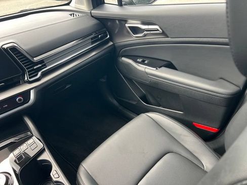 Certified 2023 Kia Sportage EX AWD/4WD image 13