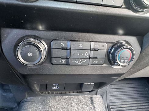 Used 2022 Ford F250 XL w/ Power Equipment Group AWD/4WD image 32
