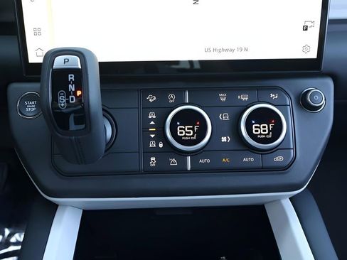 New 2026 Land Rover Defender 110 X-Dynamic SE image 26