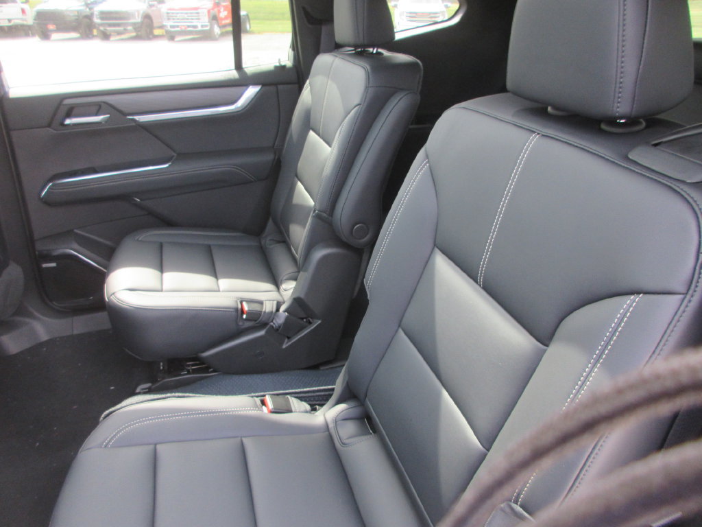 New 2027 GMC Acadia Elevation w/ Black Edition AWD/4WD image 12