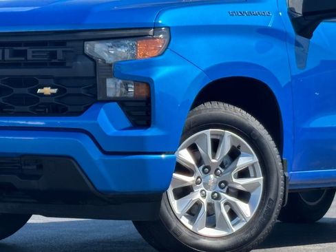 Certified 2025 Chevrolet Silverado 1500 Custom RWD image 2