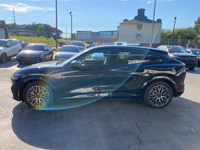 Used 2024 Ford Mustang Mach-E Premium AWD/4WD image 8