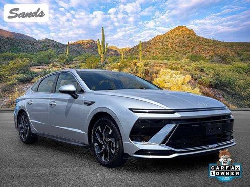 Used 2025 Hyundai Sonata SEL FWD image 1