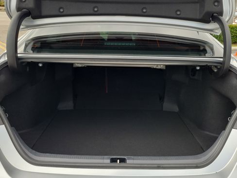 Used 2020 Toyota Camry XSE image 28