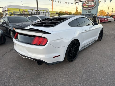 Used 2017 Ford Mustang Premium RWD image 5