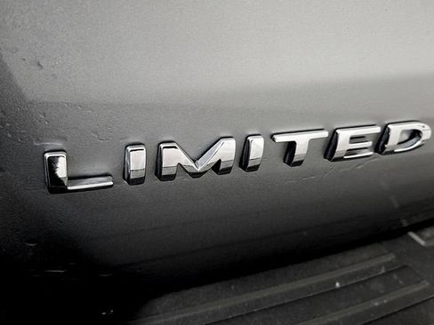 Certified 2024 Ford Expedition Limited image 30