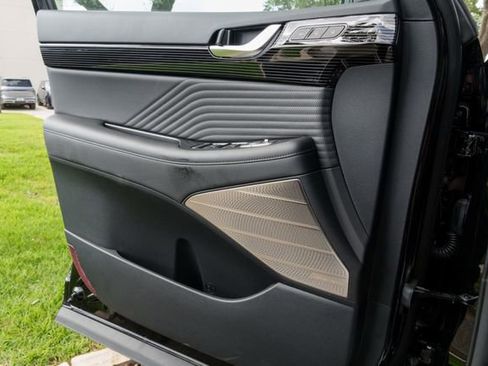 New 2025 Hyundai Palisade Calligraphy AWD/4WD image 16