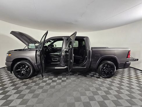 New 2026 RAM 1500 Laramie AWD/4WD image 17
