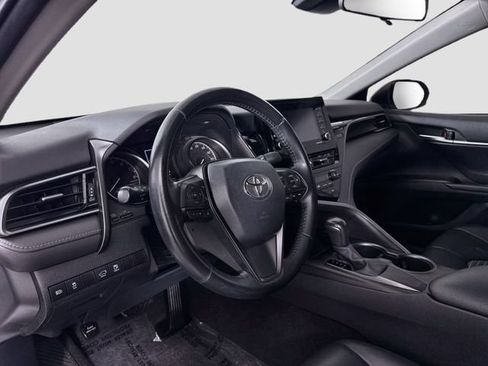 Certified 2021 Toyota Camry SE FWD image 10
