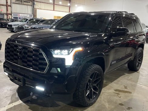 Used 2024 Toyota Sequoia Platinum image 1