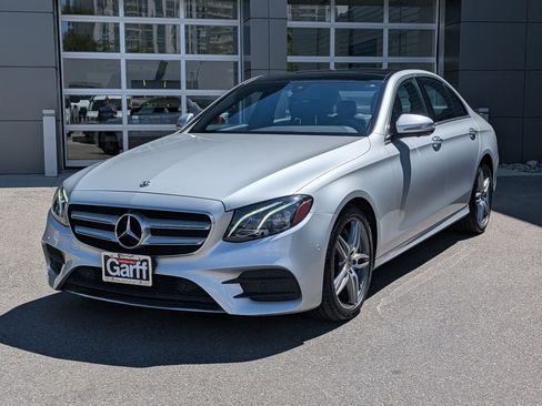 Used 2019 Mercedes-Benz E 300 4MATIC image 8