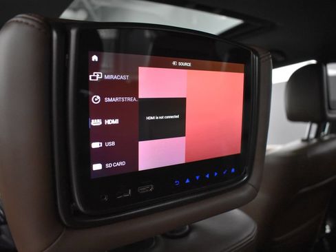 Used 2023 Nissan Armada Platinum w/ Cargo Package AWD/4WD image 38