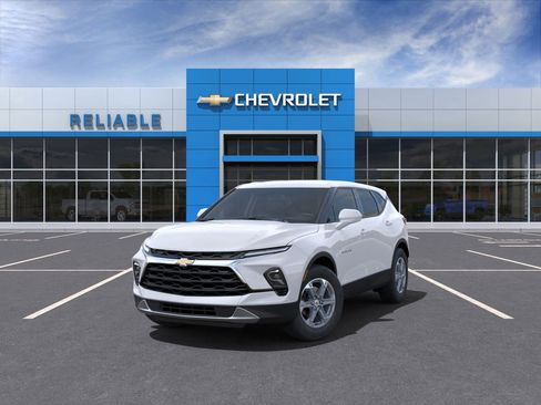 New 2025 Chevrolet Blazer LT w/ Driver Confidence Package image 8