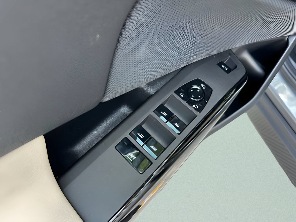 New 2026 BMW X3 xDrive30i AWD/4WD image 12