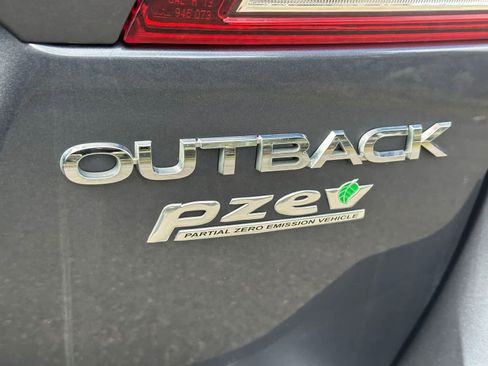 Used 2015 Subaru Outback 2.5i Premium image 6