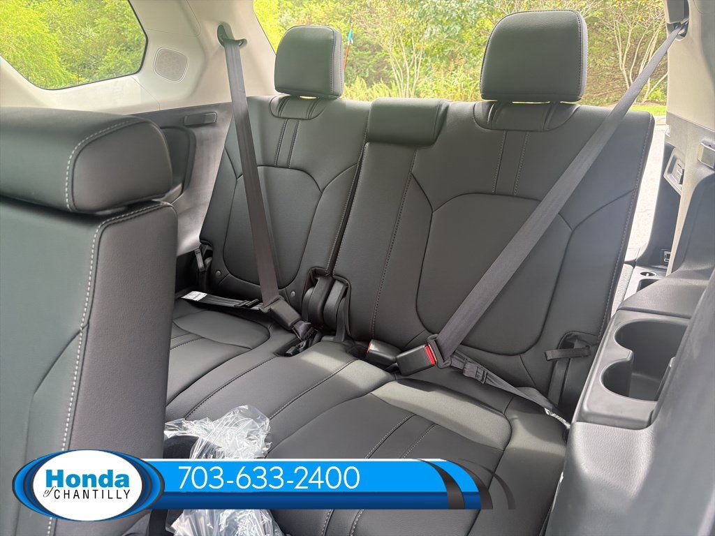 New 2026 Honda Pilot Touring image 28