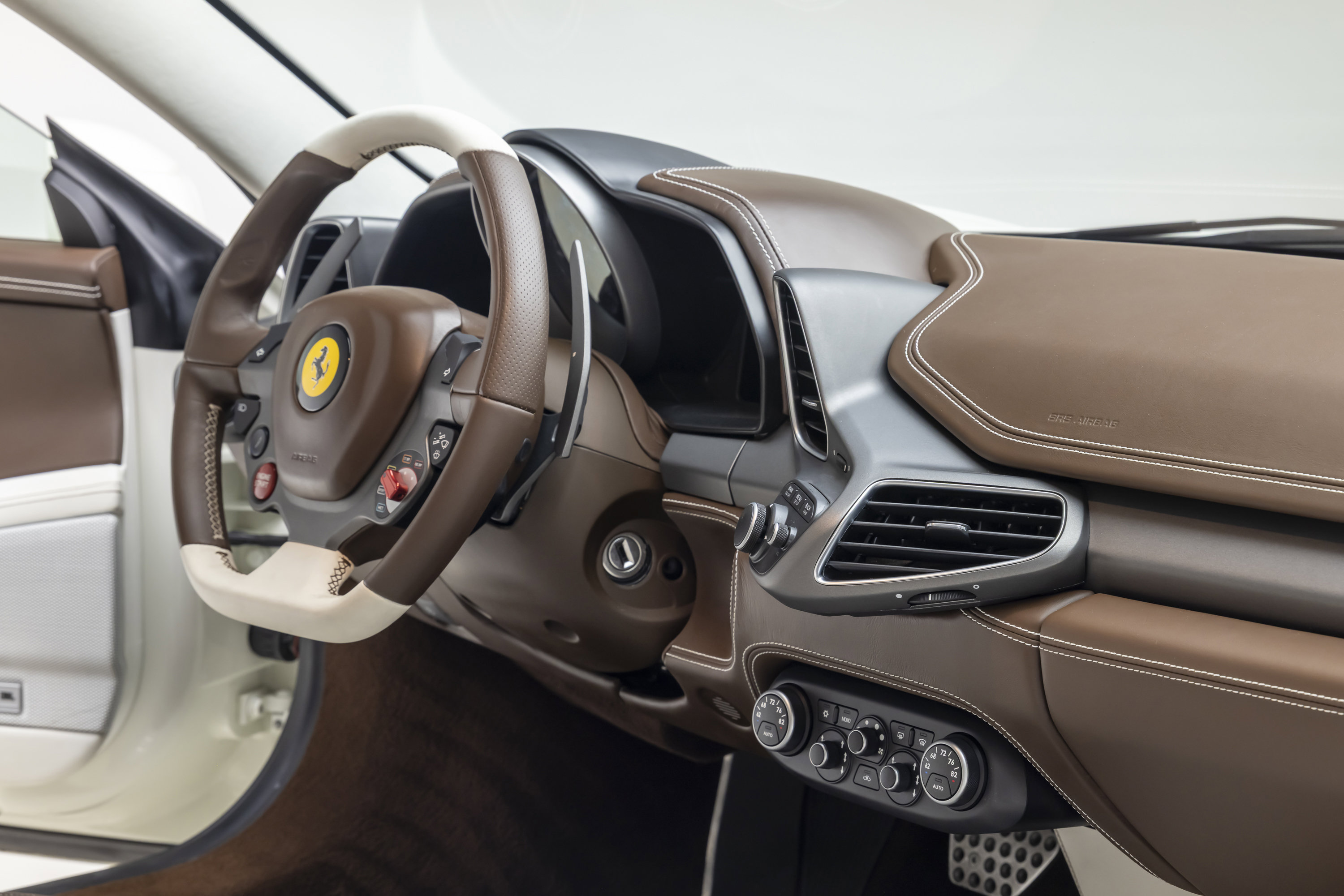 Certified 2014 Ferrari 458 Italia Coupe RWD image 57