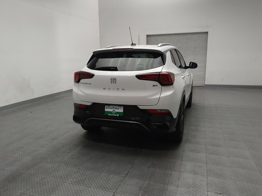 Used 2024 Buick Encore GX Sport Touring FWD image 7