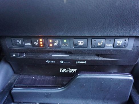 Used 2019 Lexus ES 350 Ultra Luxury image 13