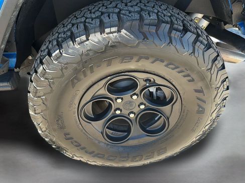 Used 2023 Jeep Wrangler Unlimited Rubicon 392 AWD/4WD image 15