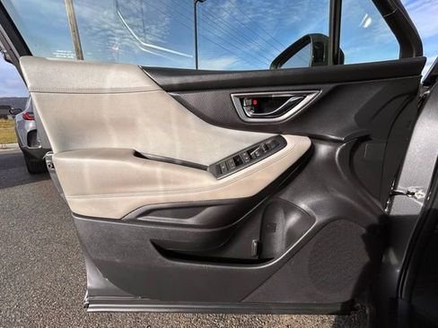 Used 2022 Subaru Forester Premium image 32