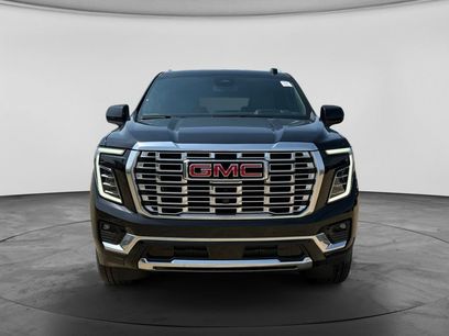 New 2026 GMC Yukon XL Denali w/ Sun & Power Step Package