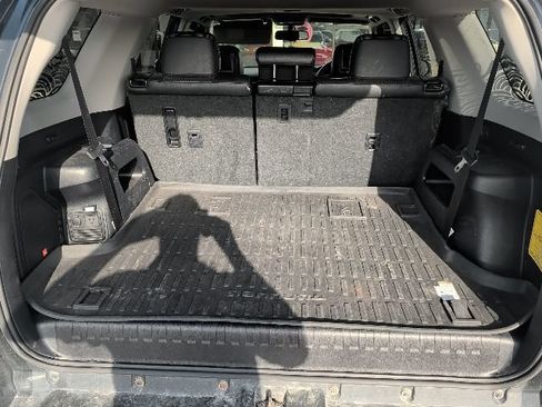 Used 2016 Toyota 4Runner Limited AWD/4WD image 8