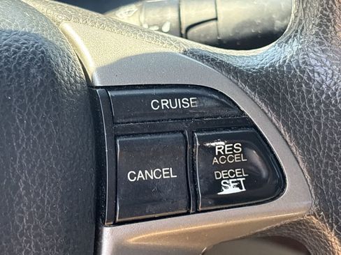 Used 2012 Honda Accord EX image 17