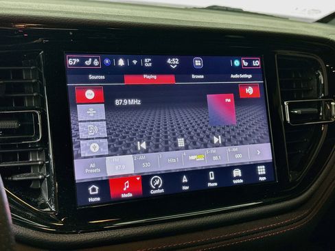 Used 2025 Dodge Durango GT RWD image 19