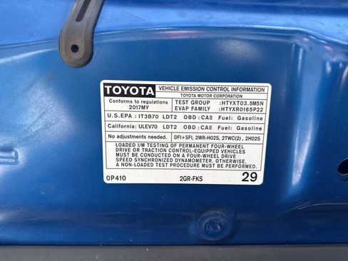 Used 2017 Toyota Tacoma TRD Sport w/ Tow Package (A/T) AWD/4WD image 36