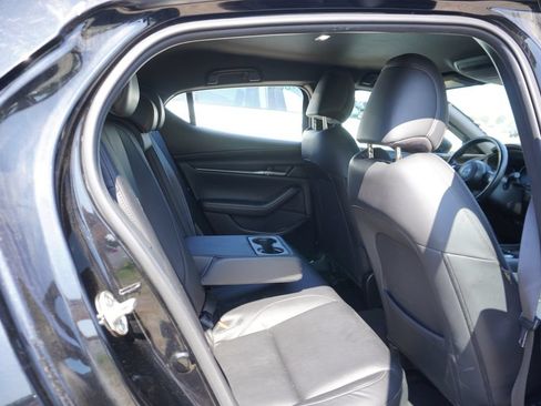 Used 2024 MAZDA MAZDA3 s FWD image 7