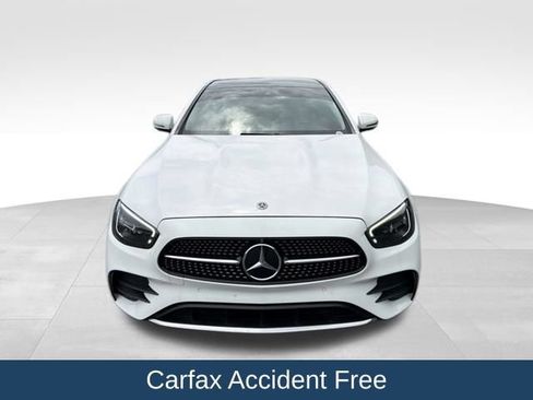 Used 2021 Mercedes-Benz E 350 4MATIC Sedan image 3