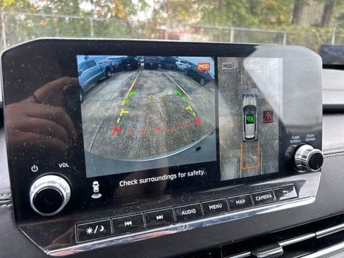 Used 2024 Mitsubishi Outlander SE image 27