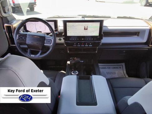 Used 2025 GMC Hummer EV 2X AWD/4WD image 31