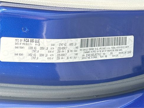 Used 2018 Chrysler Pacifica Touring-L image 33