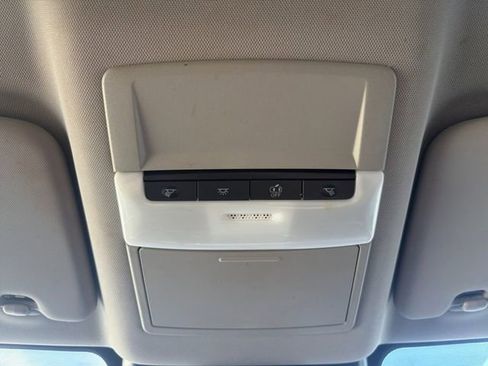 Used 2023 Nissan Rogue S FWD image 12