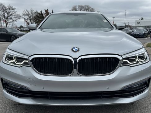 Used 2017 BMW 540i xDrive image 3