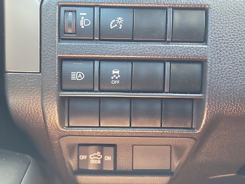 Certified 2024 Toyota Tacoma SR5 w/ SR5 Upgrade Package AWD/4WD image 27