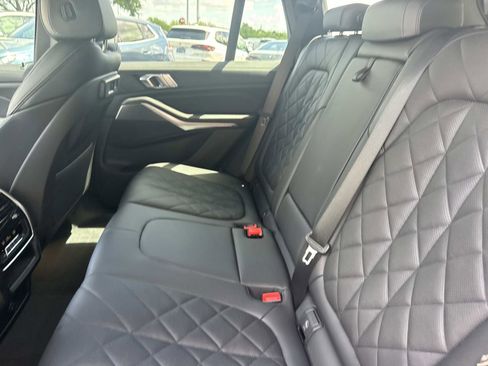 Used 2023 BMW X5 xDrive40i w/ M Sport Package AWD/4WD image 13