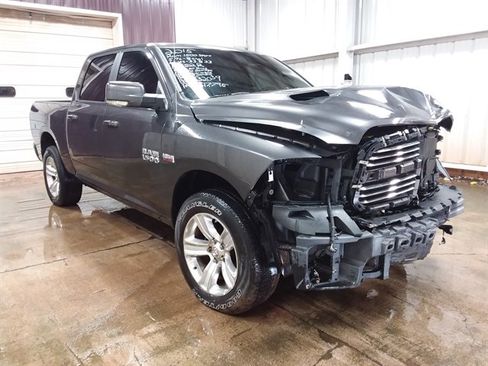 Used 2015 RAM 1500 Sport w/ Remote Start & Security Group AWD/4WD image 3