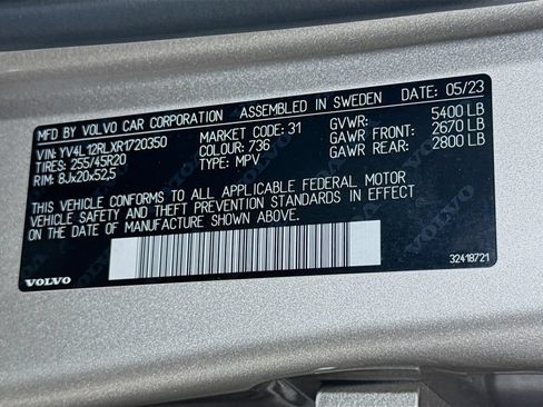 Used 2024 Volvo XC60 B5 Plus AWD/4WD image 41