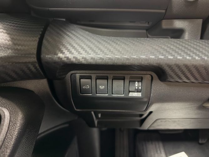 Used 2025 Subaru Ascent Premium AWD/4WD image 21