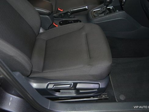 Used 2015 Volkswagen Jetta SE FWD image 22