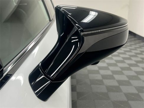 Certified 2025 Lexus IS 350 F Sport image 23