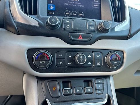 Used 2019 GMC Terrain SLT w/ Preferred Package AWD/4WD image 26