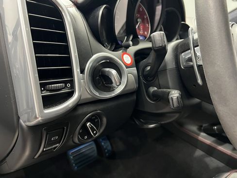 Used 2016 Porsche Cayenne GTS image 57