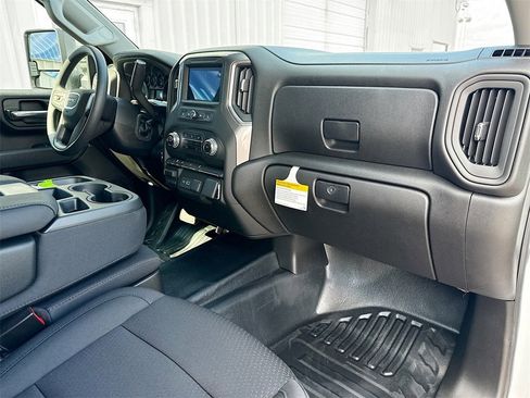 New 2026 GMC Sierra 3500 Pro w/ Convenience Package image 18