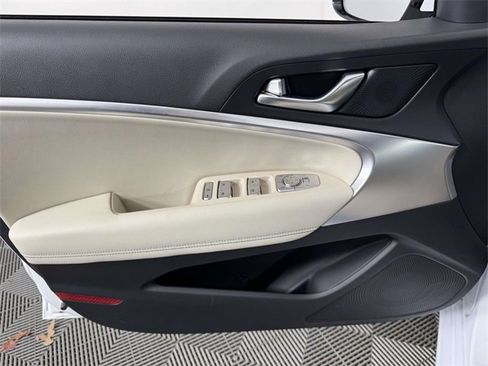 New 2026 Genesis G70 2.5T image 16