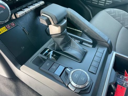 New 2026 Toyota Tacoma SR5 AWD/4WD image 25